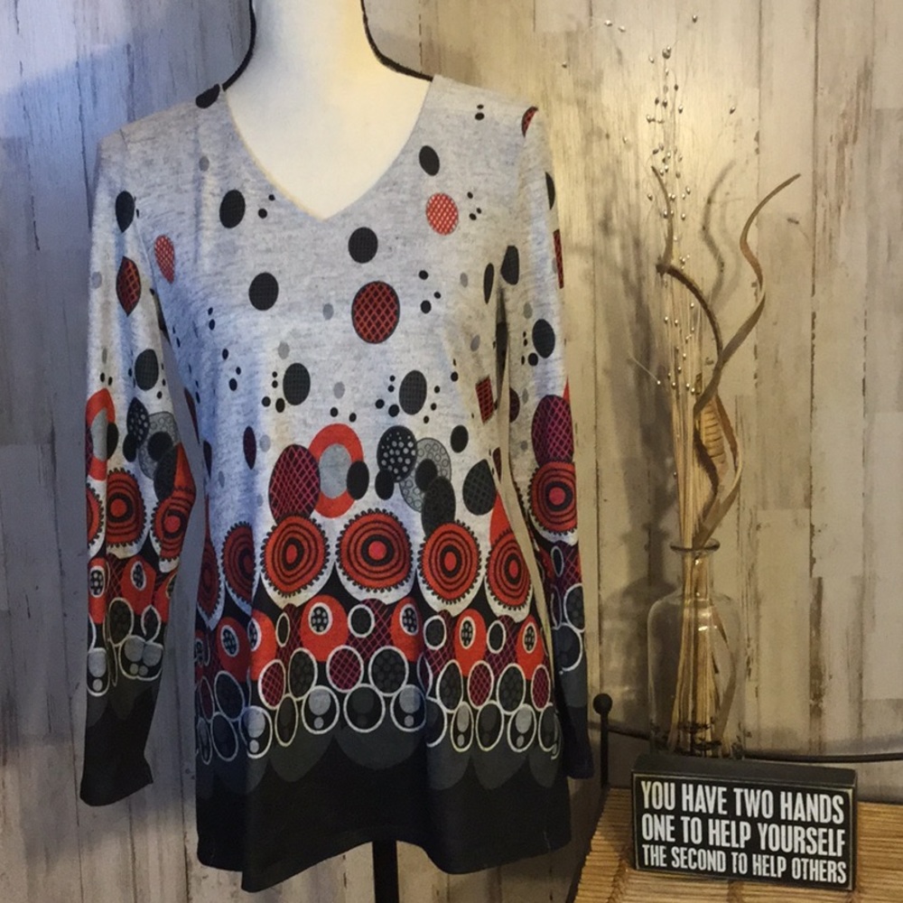 💕 HP 💕💕V neck ladies top